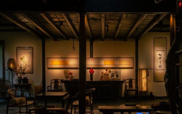 Zhujiajiao Jingting Inn