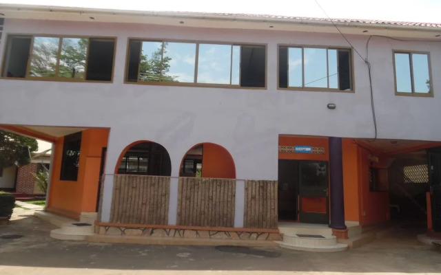 Jonel Hotel & Apartments