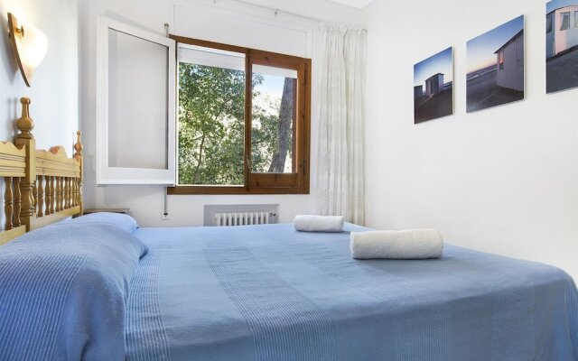 Apartment - 3 Bedrooms with Pool - 107488