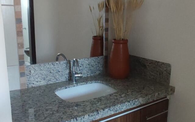 Náutico Flat Caldas Novas, com 1 dia de acesso ao Náutico Praia Clube - Hotférias