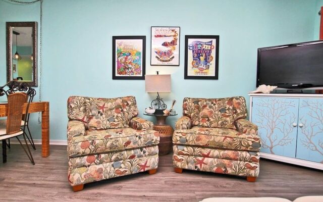 Seascape 102 - 2 Br condo