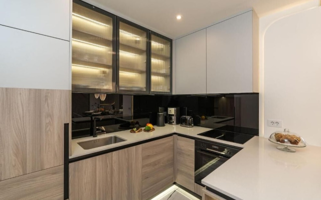 THE SIGNATURE SUITE by DuHomes