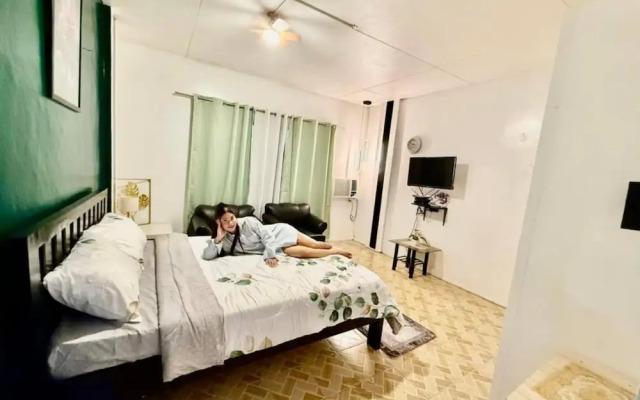 Axon Cozy Modern House #B Near The Walking Street