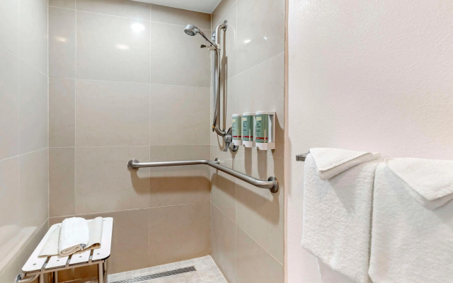 Best Western Salinas Monterey Hotel