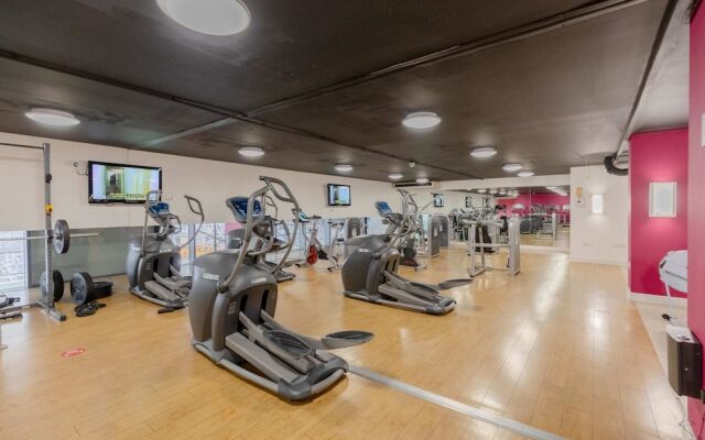 Quirky 1BD Flat W/gym & City Views Dalston!