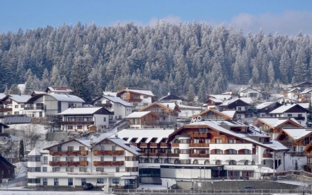 Mountains Hotel