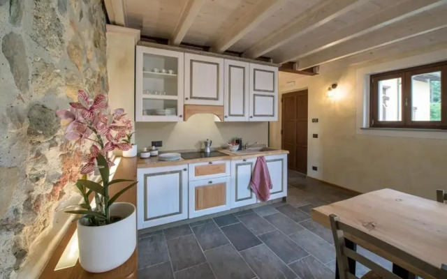 Room-charming Alessandria Apartment With