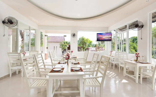 Hong Bin Bungalow Resort