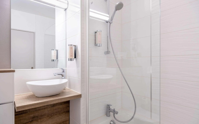 Quality Hotel Le Circuit - Le Mans
