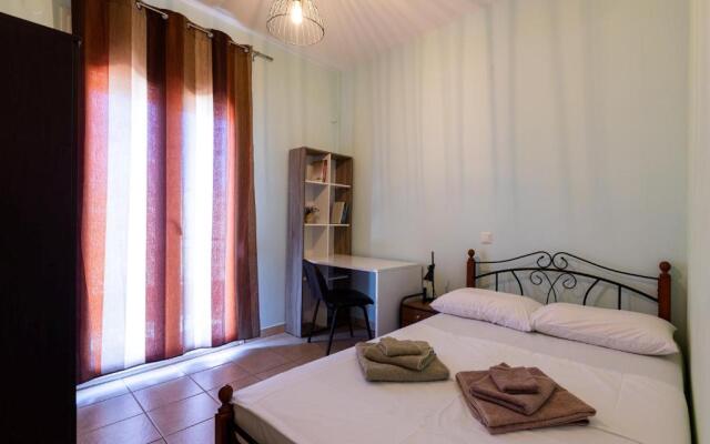 Mrs, Aphrodite's Studio