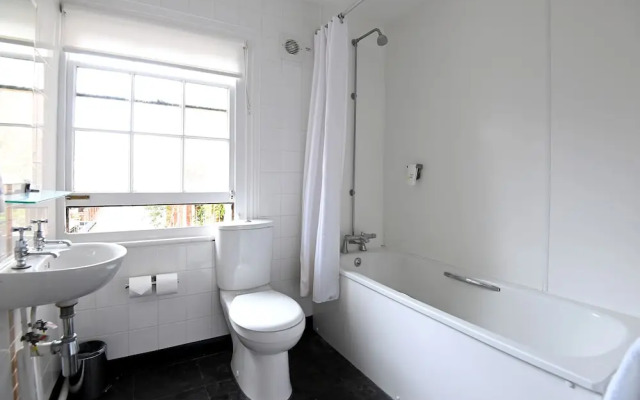 Original White Hart, Ringwood by Marston's Inns