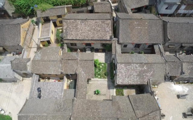 Ruihua Courtyard
