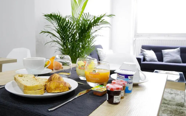 CALM Appart' & Hostel