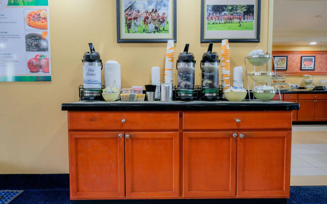 Quality Inn & Suites Lexington