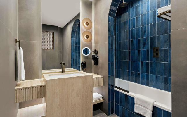 Mercure Abu Dhabi Downtown