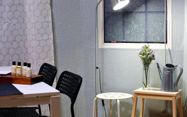 Luna in Jeju Pension