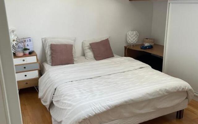 Appartement de charme dans résidence avec piscine