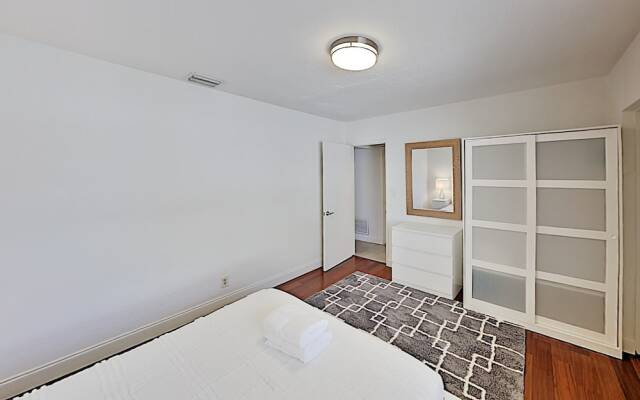1959se3c 1 Bedroom Apts