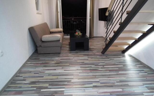 City View Apartment