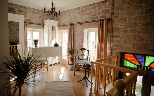 Ali Baris Pansiyon Cunda