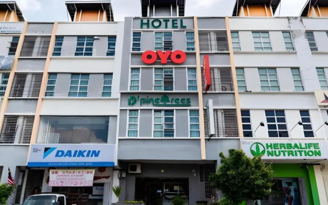OYO 614 D'PINETREES Hotel