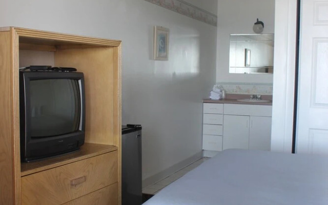 Sandcastle Beachfront Inn