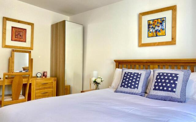 Amber Lodge Hickstead-B