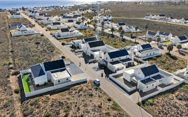 Lampiesbaai Beach House