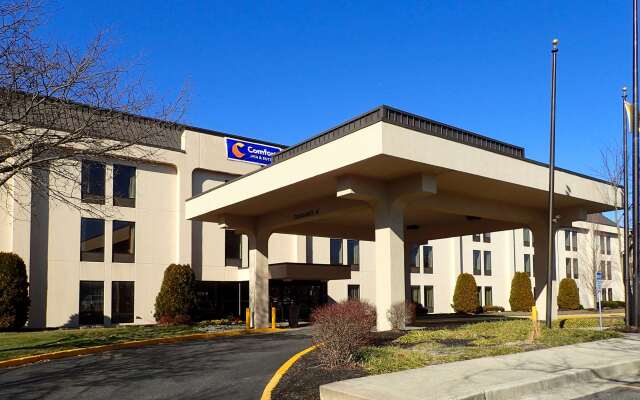 Comfort Inn & Suites Mt. Holly - Westampton