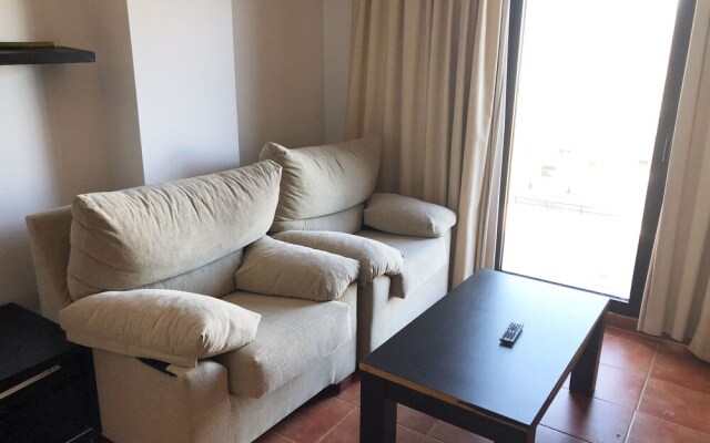 Nice Apartment With Wifi and Parking Space