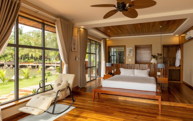 Rocks Beach Boutique Bungalows