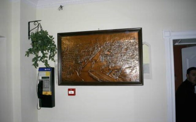 Hotel Latinski Most