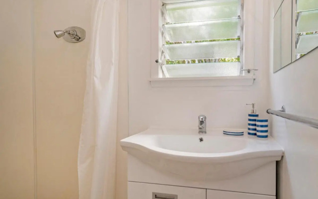 Oysters Retreat - Cooks Beach Holiday Home