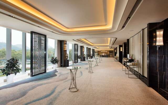 DoubleTree by Hilton Hotel Anshun