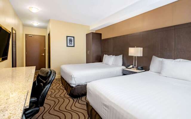 La Quinta Inn & Suites by Wyndham Oshawa