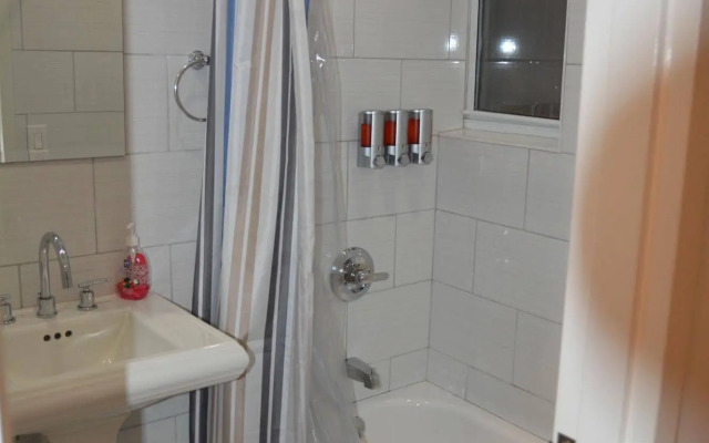 The Topping Three-Bedroom Apartment