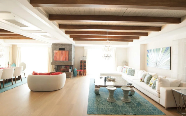 Vhillas Private Luxury Villa Regnum