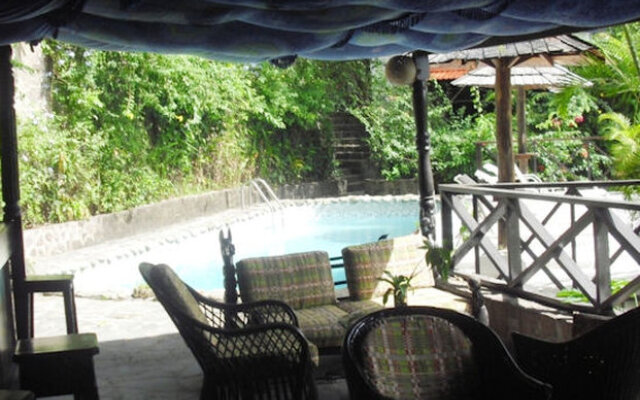 Mago Estate Hotel