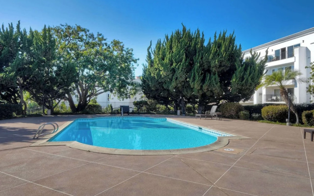 La Costa Gem - Condo for 3!