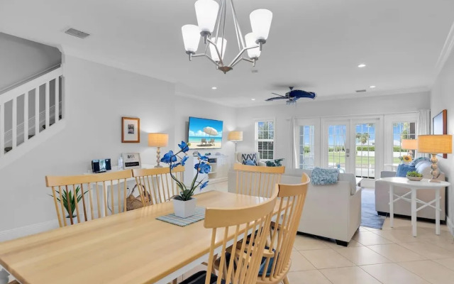 waterfront luxury villa with spectacular sunset views and boat slip 3 bedroom townhouse