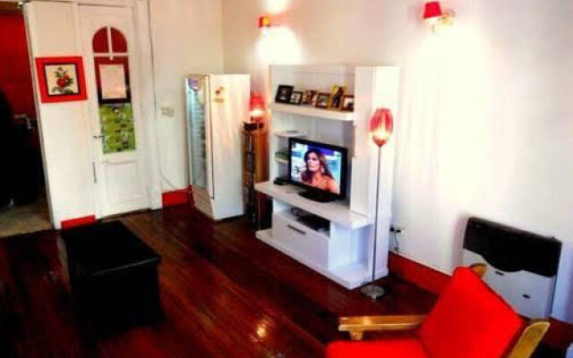1385 Hostel