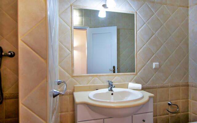 Villa Angelica by Portucasa