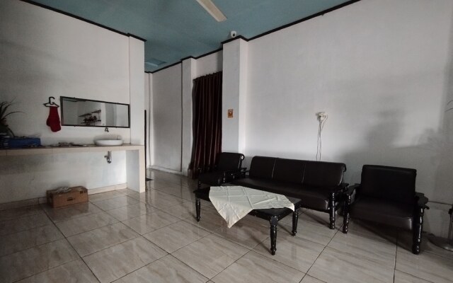 Hotel O Wisma Pundu Syariah Near Kantor Camat Kota Besi