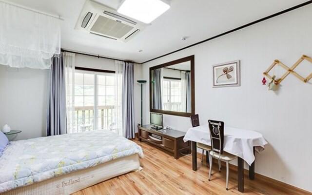 Danyang Tiffany Pension