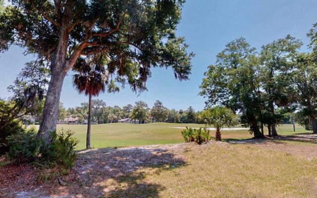 272 Turnberry Village