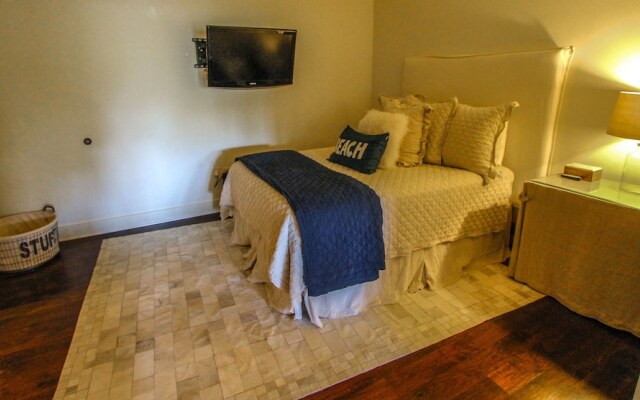 Rosemary Beach Rentals by Counts-Oakes