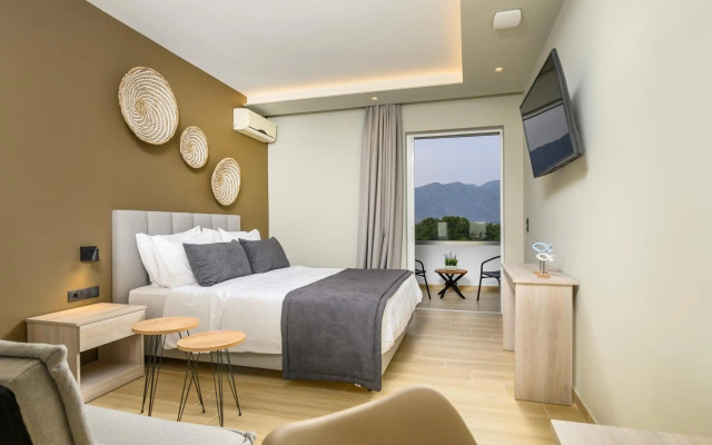 Nicolas Grand Suites - Adults Only
