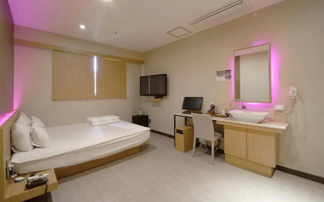 Nampo Comma Hotel
