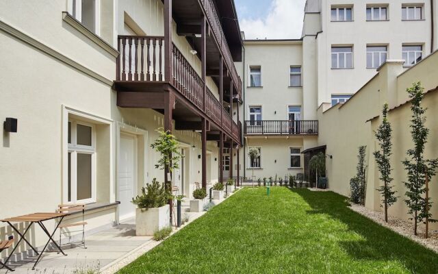 St Agnes Apartments Old Town