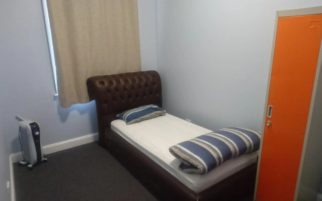 The Backpackers Imperial Hotel - Hostel